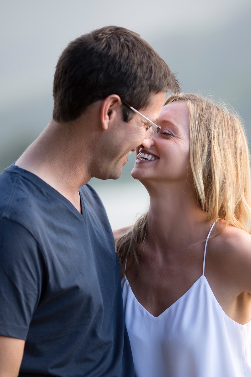Sonja kisses new husband, Hanalei Bay. 