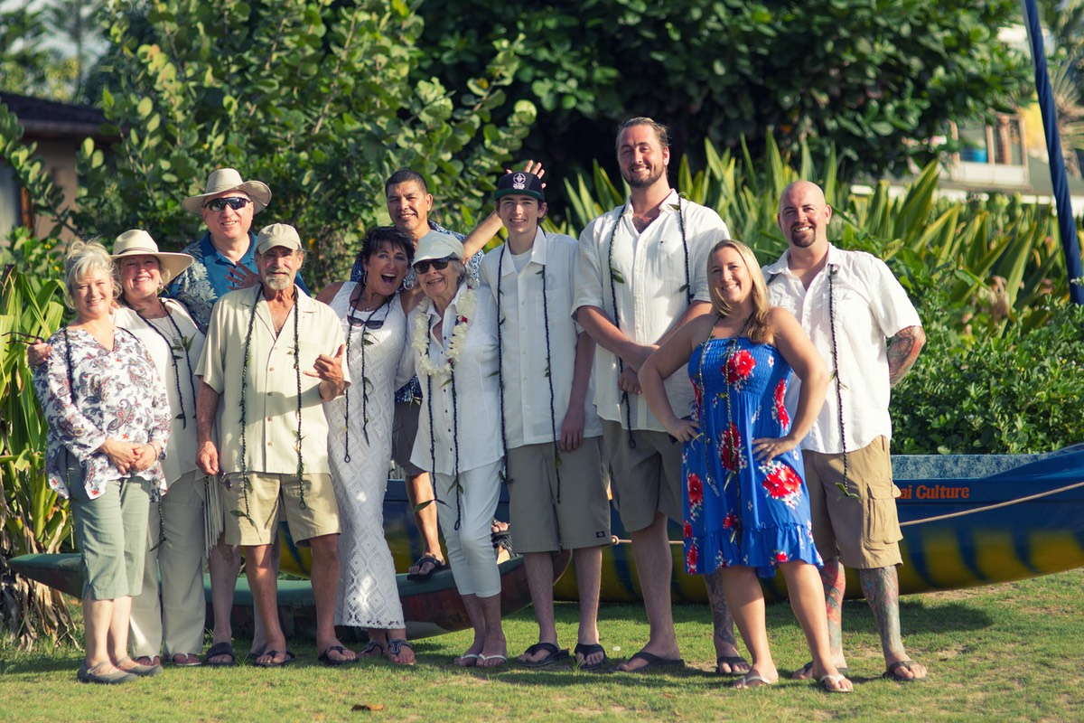 Family gathering at Hanalei Bay - photo by David Fraser photography Kauai Video Productions